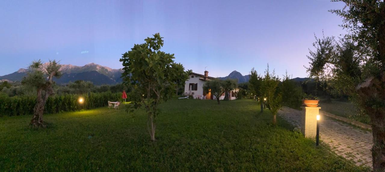 La Casetta Di Trignano Isola del Gran Sasso d'Italia Exterior photo